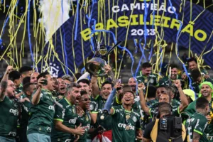 Times do Brasileirão Série A passam de 110 reforços e gastam quantia milionária