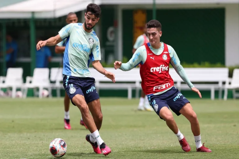 Paulo Massini revela bastidores do Palmeiras envolvendo Flaco López e Atuesta