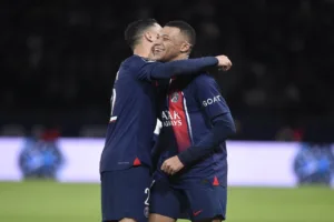 Com gol na vitória do PSG, Mbappé se isola ainda mais na artilharia da Ligue 1