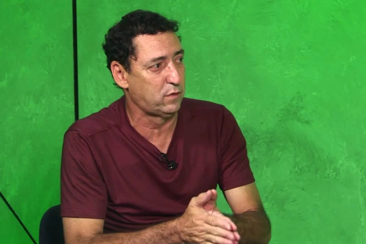 PVC projeta dois técnicos que podem substituir Fernando Diniz na seleção brasileira