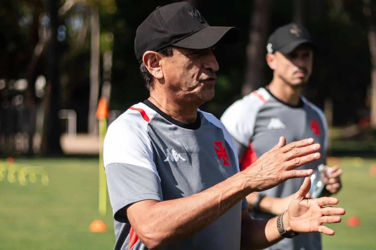 Casagrande se antecipa e indica futuro do Vasco em 2024