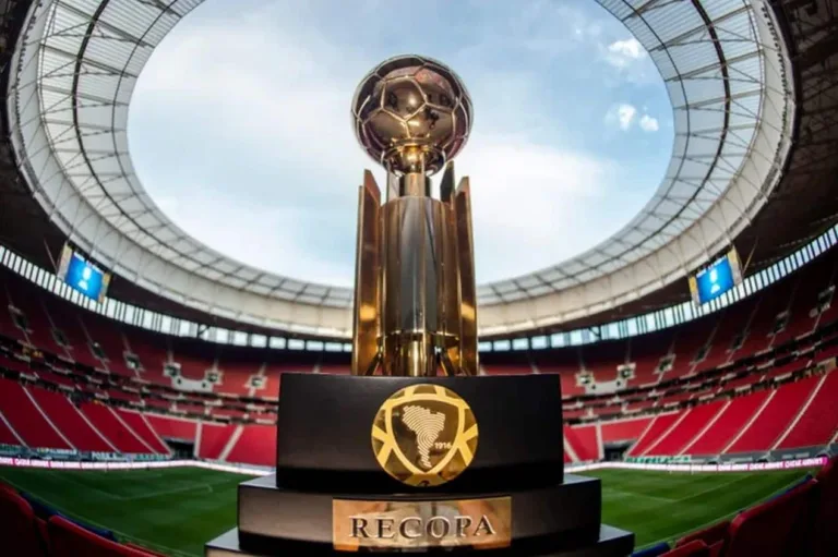 Fluminense ou LDU: Charla Podcast opina sobre campeão da Recopa Sul-Americana