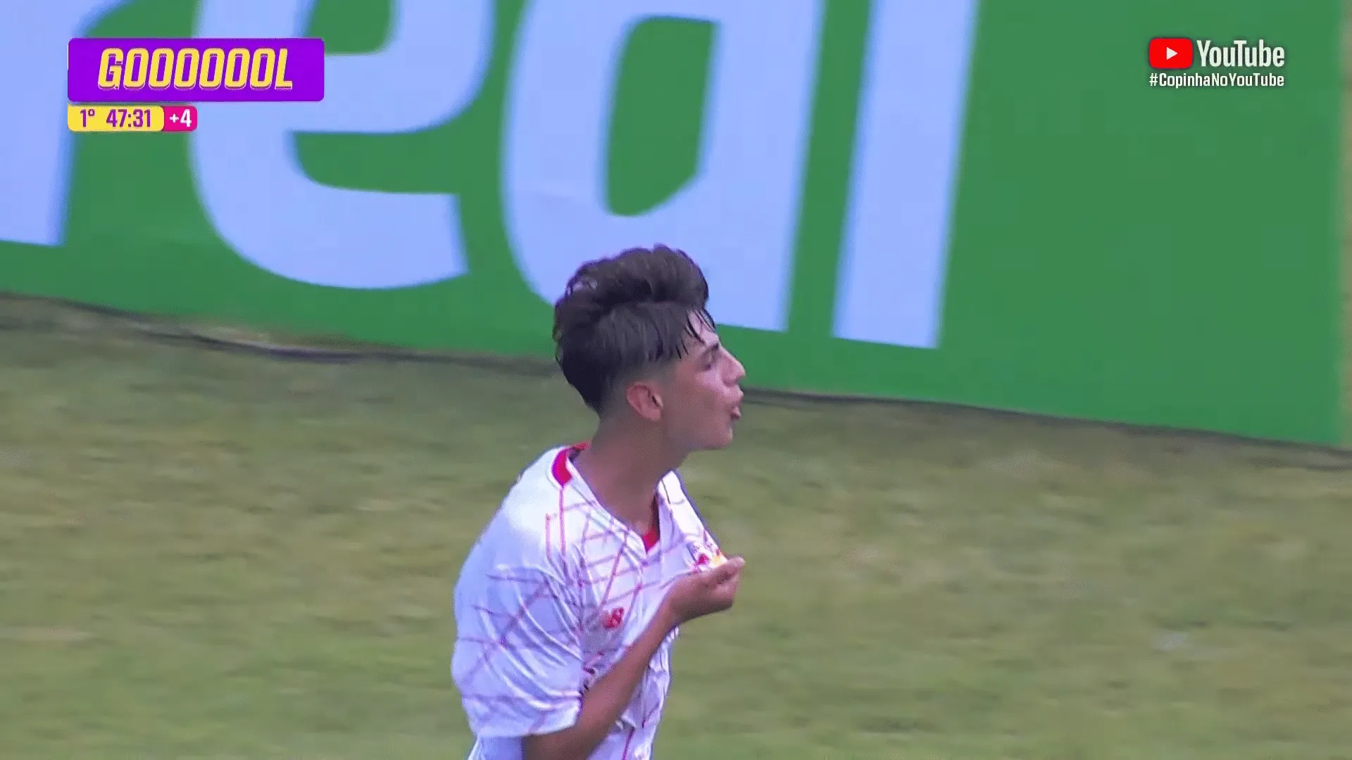 De virada, Red Bull Bragantino vence o Bahia e mantém liderança