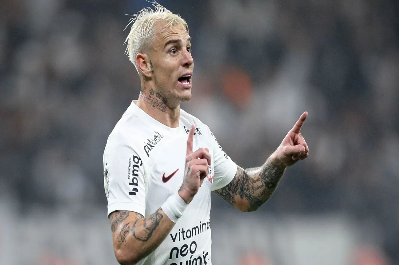 Marco Bello revela postura do Corinthians sobre possível retorno de Róger Guedes
