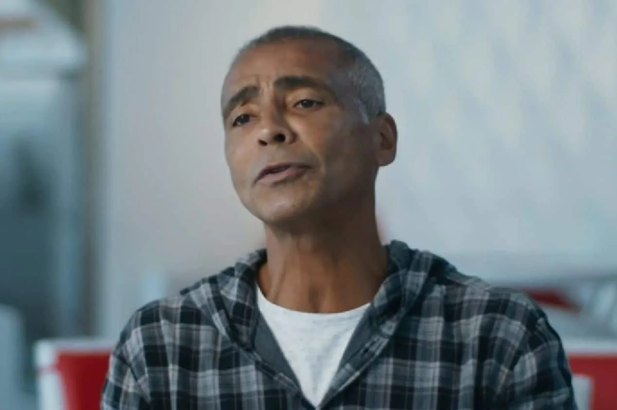 Romário faz confissão e coloca Zagallo no mesmo patamar de Pelé