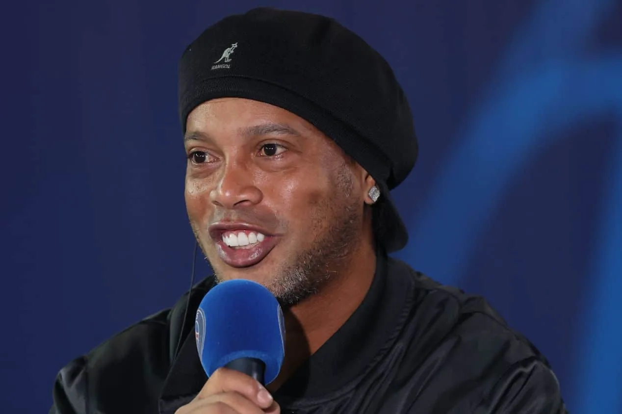 Ronaldinho Gaúcho “esquece” Vinícius Júnior e elege melhor do mundo na atualidade