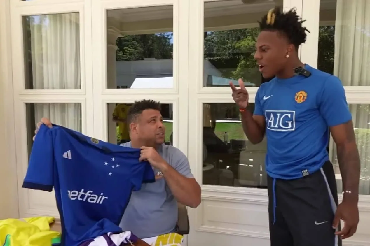 Ronaldo crava patamar elevado ao “apresentar” Cruzeiro para astro da internet