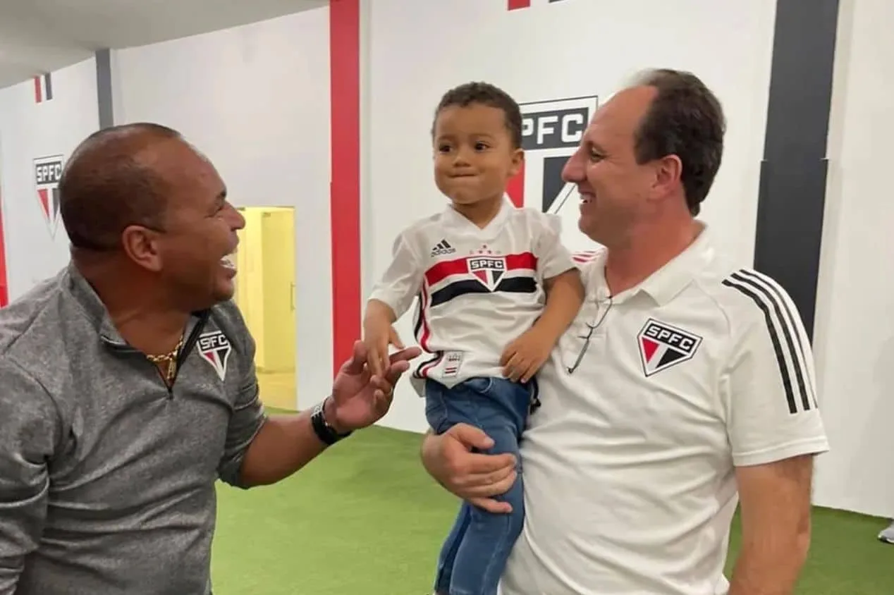 Aloísio Chulapa se emociona ao revelar papel de Ceni em permanência no SPFC