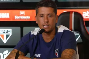 São Paulo muda escalação contra o Corinthians; veja o provável time