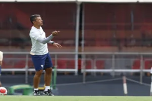 SPFC hoje deve ter desfalques em estreia de Thiago Carpini