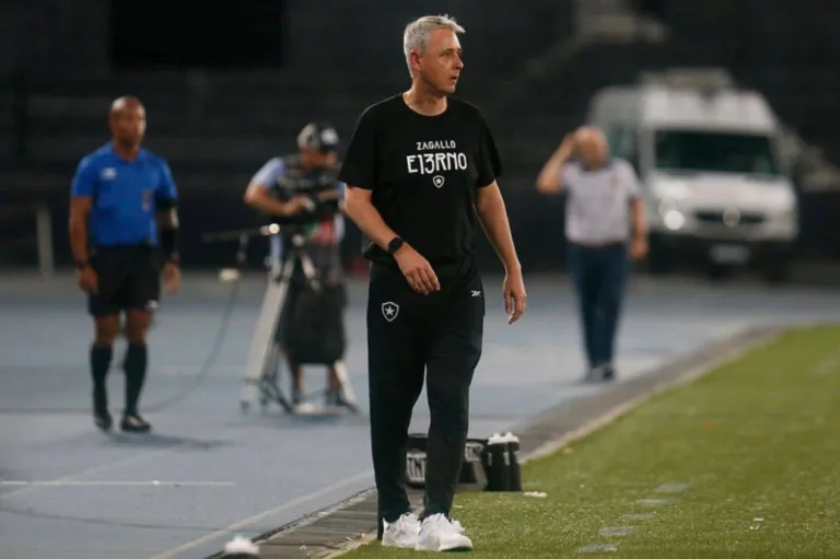 Tiago Nunes pede ‘maturidade’ do Botafogo após empate com Nova Iguaçu