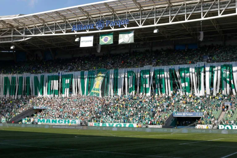 Arnaldo Ribeiro ironiza situação do Palmeiras: “Parabéns aos envolvidos”