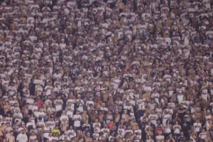 Corinthians e SPFC levam quase 90 mil torcedores em jogos de estreia no Paulistão