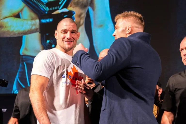 UFC 297: saiba onde assistir Sean Strickland x Dricus Du Plessis AO VIVO