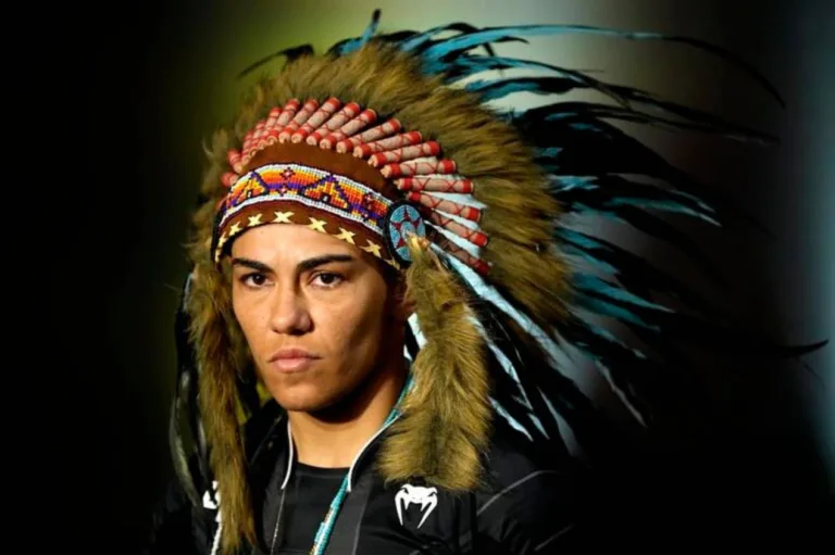 UFC 300 tem luta entre brasileiras confirmada; veja o card atual do evento