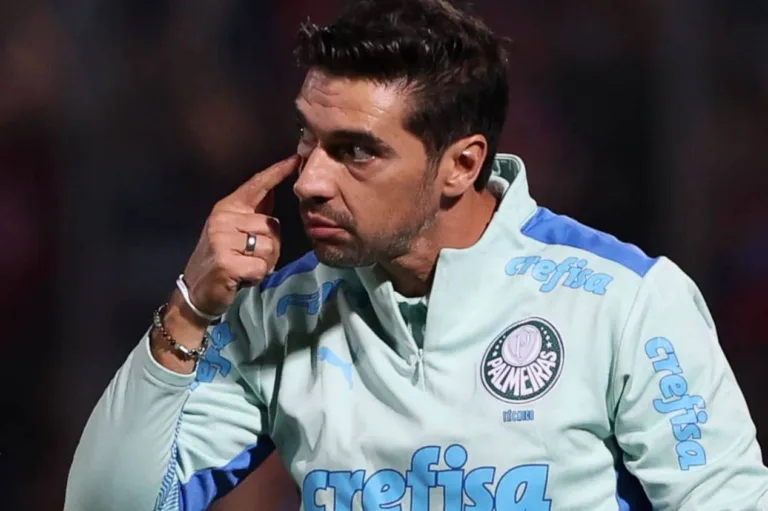 Ulisses Costa aprova possível reforço do Palmeiras: “Encaixa perfeitamente”