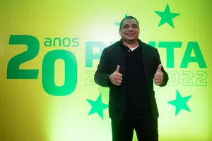 Vampeta sinaliza dois zagueiros do futebol brasileiro com espaço na seleção
