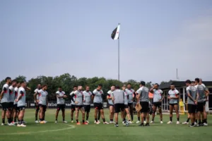 Com novidades, veja o elenco do Vasco para a temporada de 2024