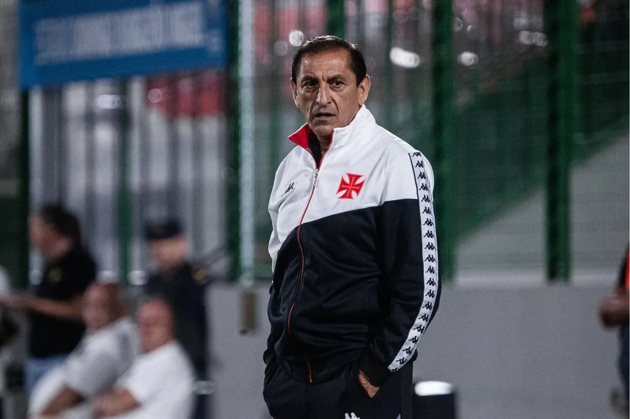 Vasco tem desfalque contra o Bangu pelo Carioca