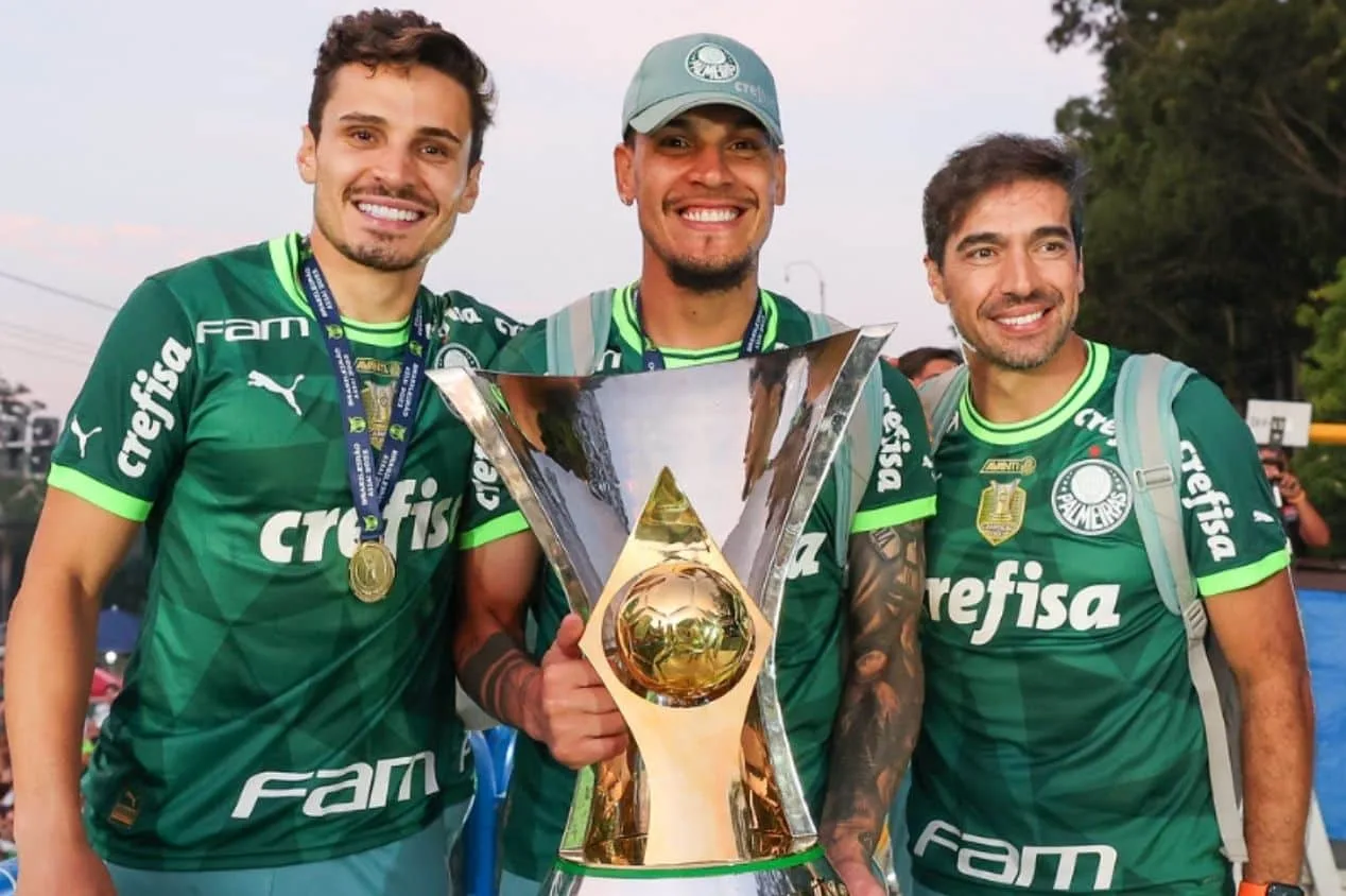 Palmeiras recebe contato e futebol saudita pode contratar titular de Abel Ferreira