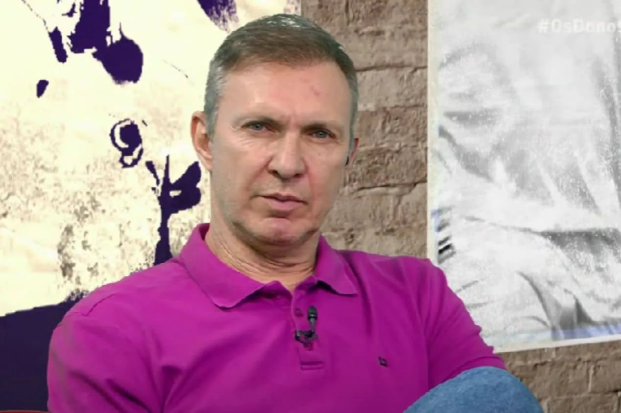 Velloso cita vacilo do Palmeiras por “sonho” no mercado: “Faltou ser incisivo”