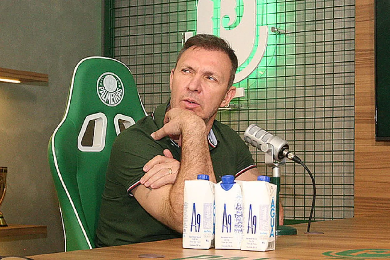 Velloso “recusa” meia do São Paulo e cobra reforço no Palmeiras: “Não é possível”