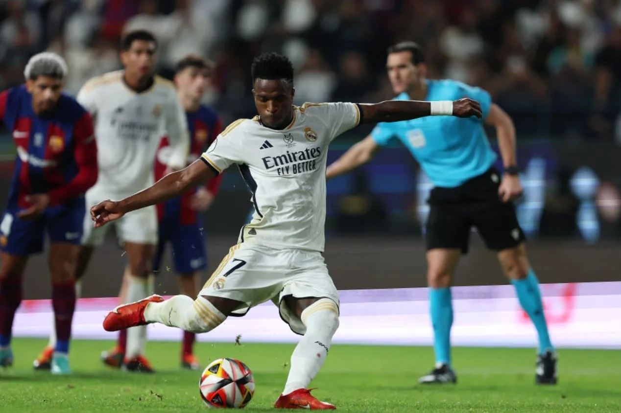 Vinícius Júnior vira peça-chave do Real Madrid em finais; veja números