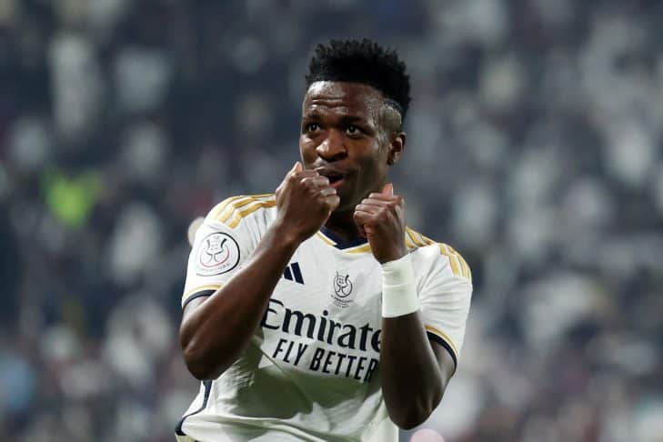 Vinícius Júnior repete feito de Romário e Evaristo de Macedo em Real Madrid x Barcelona Vinícius Júnior repete feito de Romário e Evaristo de Macedo em Real Madrid x Barcelona