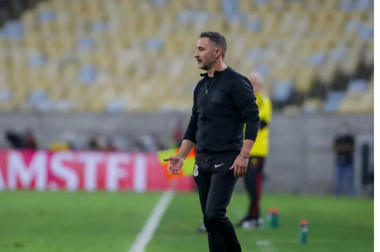 Casagrande detona Vítor Pereira e diz que português “não tem moral”