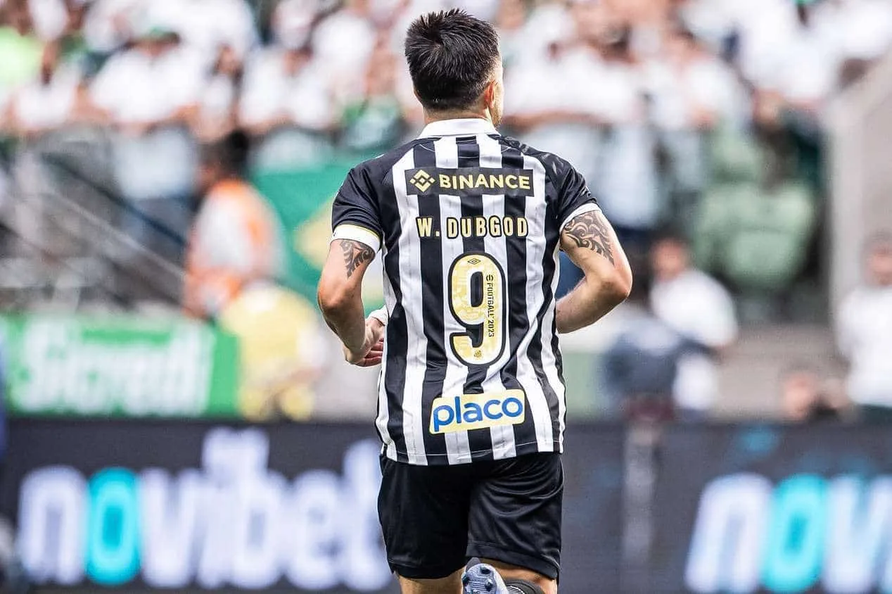 Como foi o encontro entre Mayke e Willian Bigode em Palmeiras x Santos