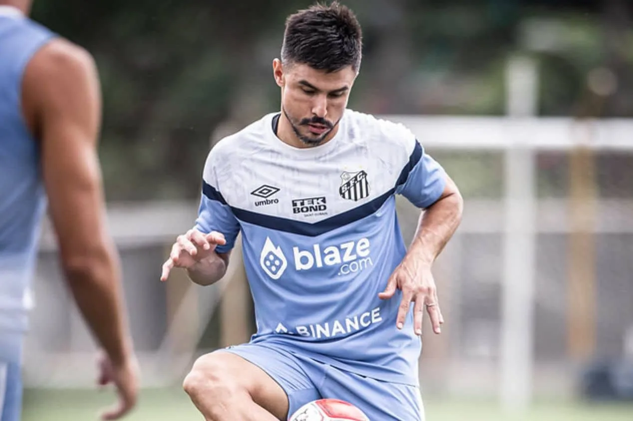 Em coletiva, Willian Bigode comenta golpe financeiro em Gustavo Scarpa; confira