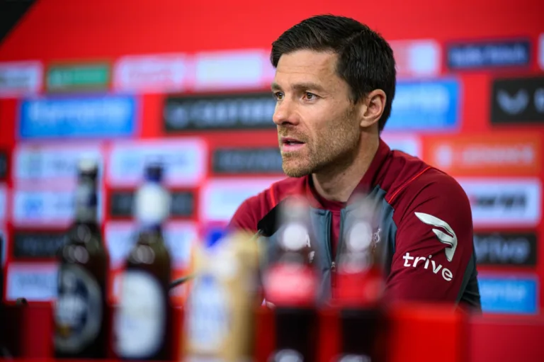 Bayern de Munique pode brigar com o Liverpool por contratação de Xabi Alonso