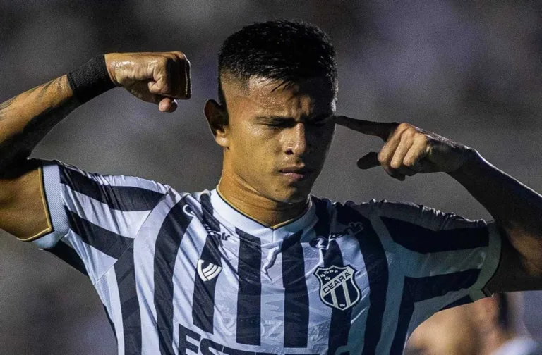 Ceará atropela o Atlético-CE e assume liderança do grupo no Estadual