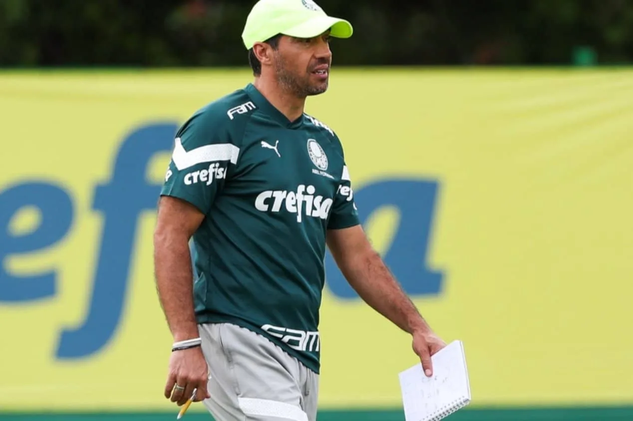 Veja a provável escalação do Palmeiras hoje contra a Portuguesa