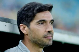 Último jogo do Palmeiras contra a Portuguesa tem 10 anos; relembre