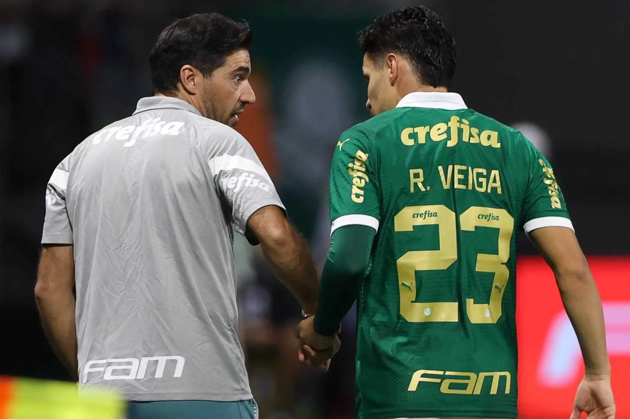 Trio do Palmeiras aparece no top-5 de participações em gols do Paulistão