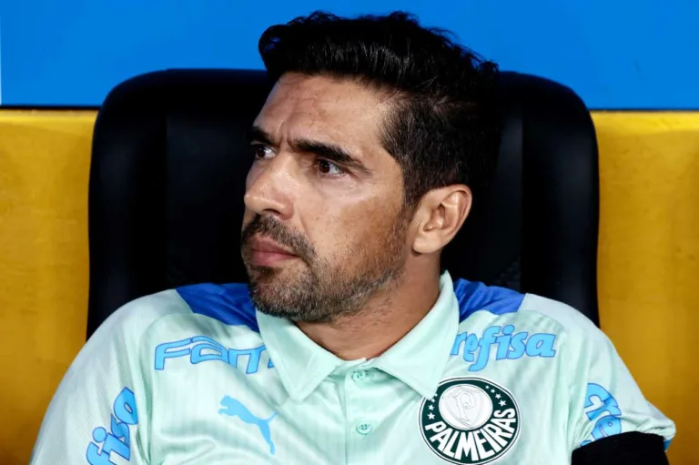 Mauro Cezar detona pergunta em coletiva de Abel Ferreira no Palmeiras: “Constrangedora”