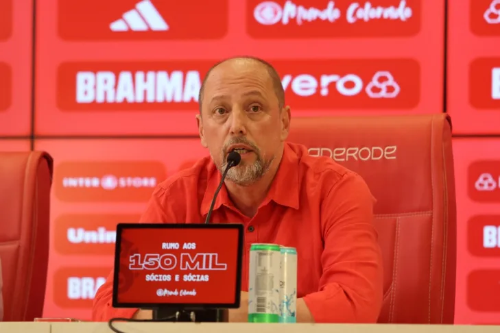Alessandro Barcellos é sincero e abre possibilidade sobre SAF no Internacional: “O debate será inevitável” Alessandro Barcellos é sincero e abre possibilidade sobre SAF no Internacional: “O debate será inevitável”