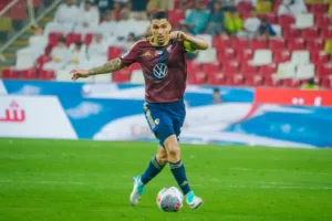 Botafogo negocia reforços do futebol árabe para essa temporada