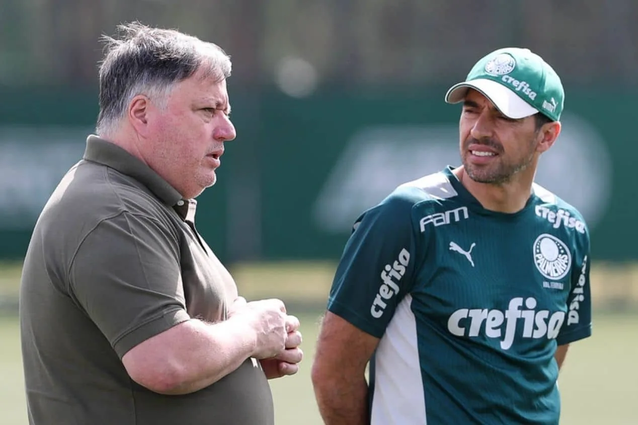Dirigente se revolta com denúncia e ameaça de gancho aos jogadores do Palmeiras