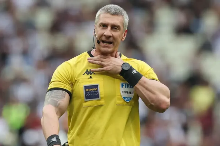 Baldasso aprova Anderson Daronco no GreNal e ‘entrega’ time do árbitro