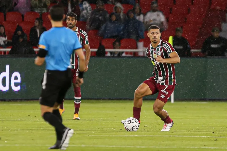 RMP detona atitude do Fluminense após derrota para LDU: “Ridículo”