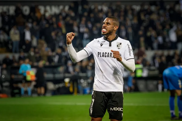 SPFC deve fechar com atacante especulado no Vasco; confira