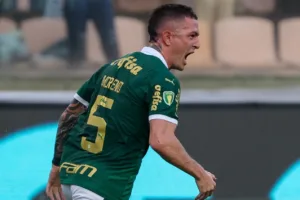 Palmeiras: Abel Ferreira rasga elogios a Aníbal Moreno: “Fabuloso”