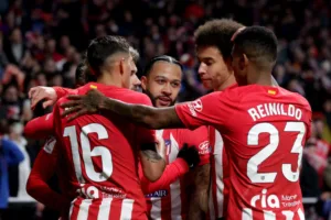 Atlético de Madrid enfrenta o Real Madrid hoje; provável escalação