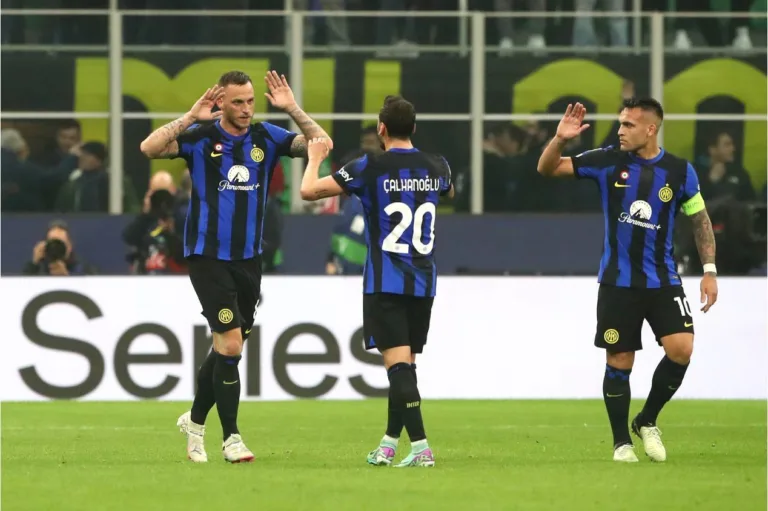 Inter de Milão bate o Atlético de Madrid em casa e sai em vantagem na Champions League