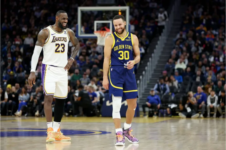 76ers, Celtics, Warriors x Lakers e mais: confira os jogos da NBA hoje (22)