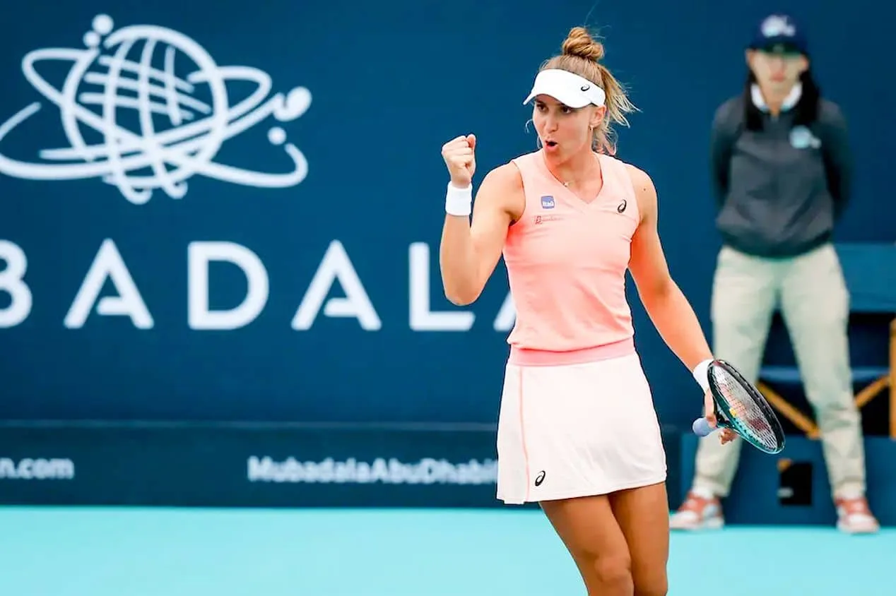 Bia Haddad vence Ons Jabeur e avança para semifinal em Abu Dhabi