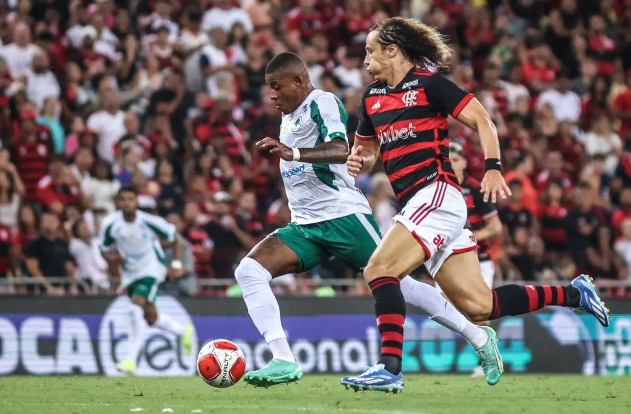 Flamengo goleia o Boavista em noite inspirada de Arrascaeta