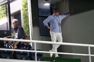 Dono da SAF do Botafogo diz que a Copa Libertadores é o foco